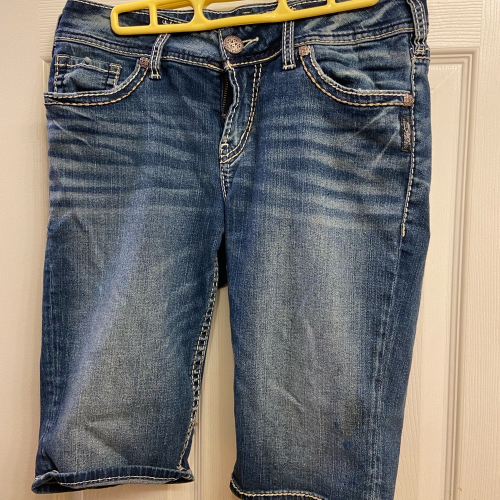 Silver Suki midrise Bermuda short